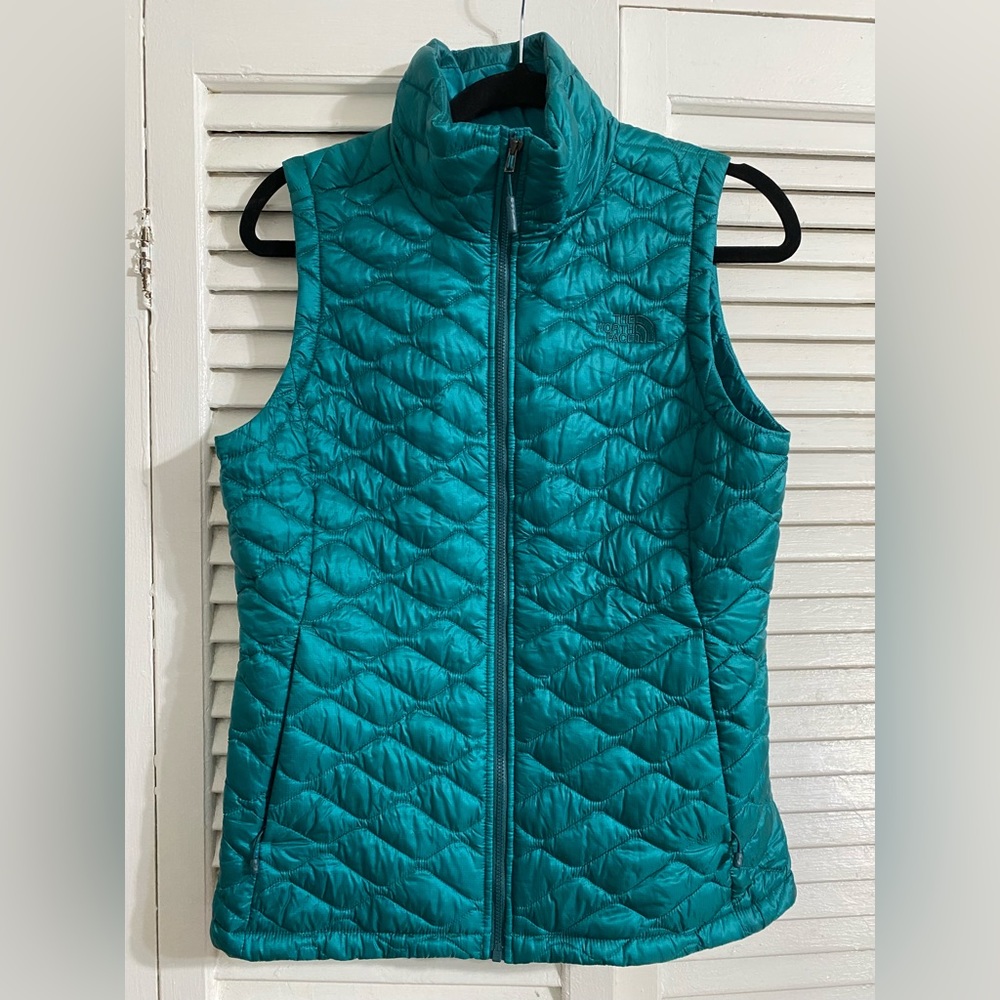 The North Face Quilted Teal Thermoball Vest